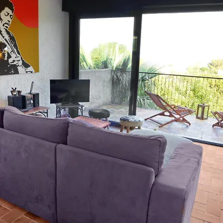 빌라 La Maison Du Midi By Interhome